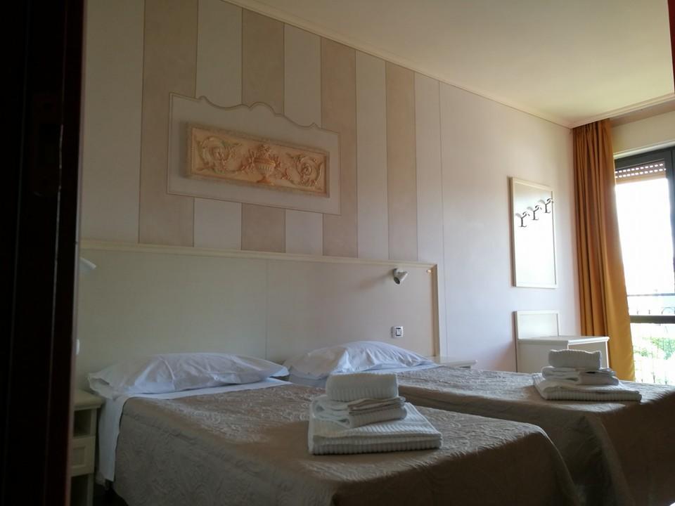 Hotel Lago Maggiore Castelletto sopra Ticino Exterior foto